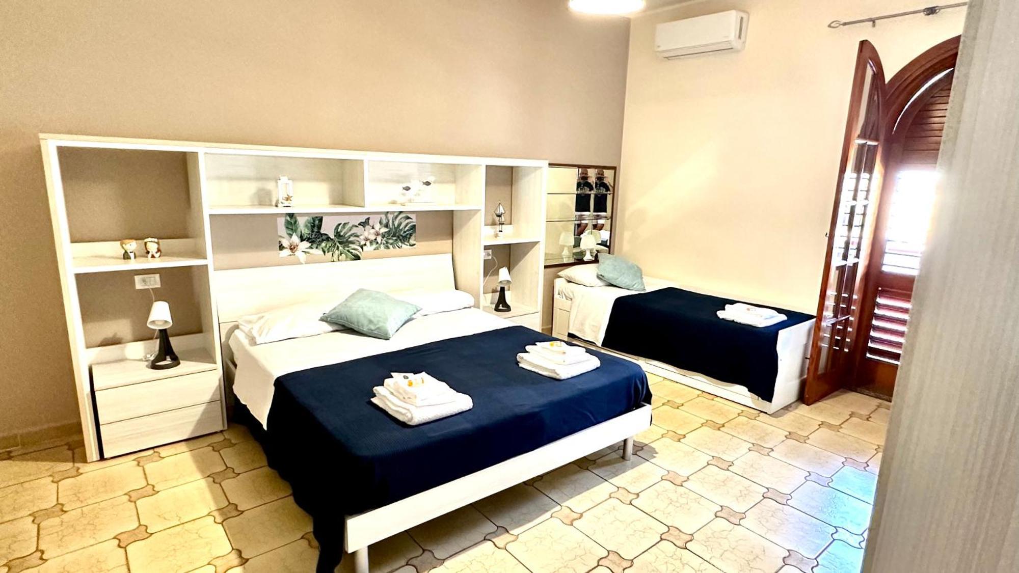 Sicily In Love 2 - Rooms & Breakfast Taormina Phòng bức ảnh